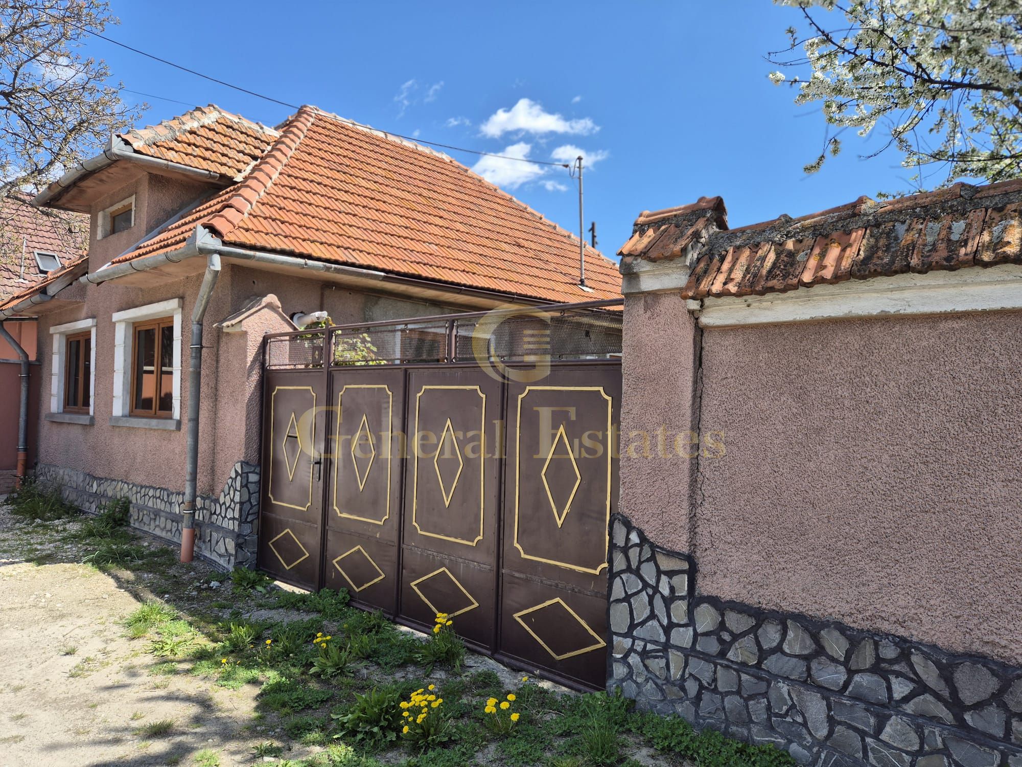 casa-perfecta-cu-gradina-de-1100mp-acces-la-rau-si-transport-in-comun-3043815-property-image-18