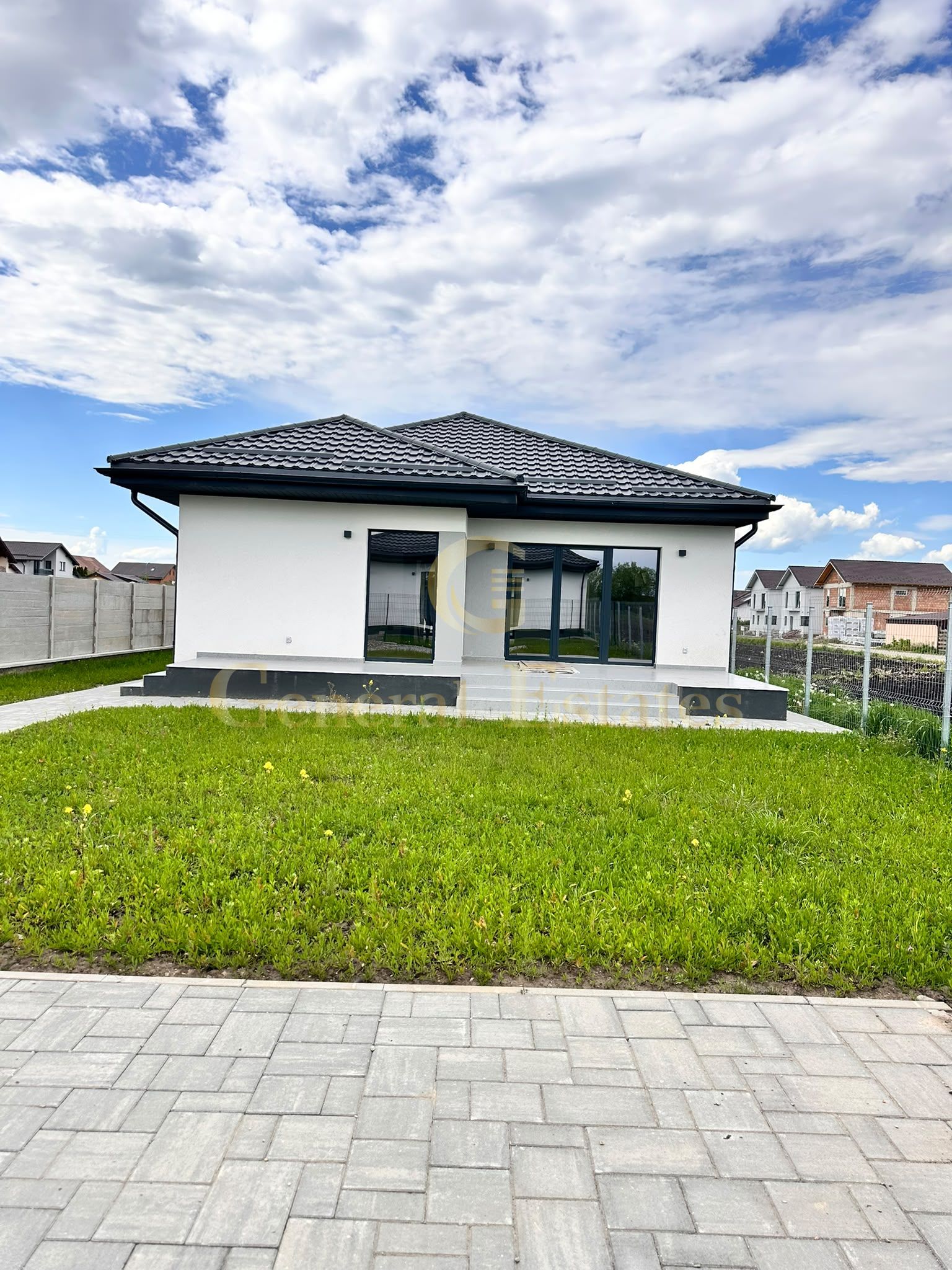 Casă Premium pe Parter | Stupini – Str. Izvorului