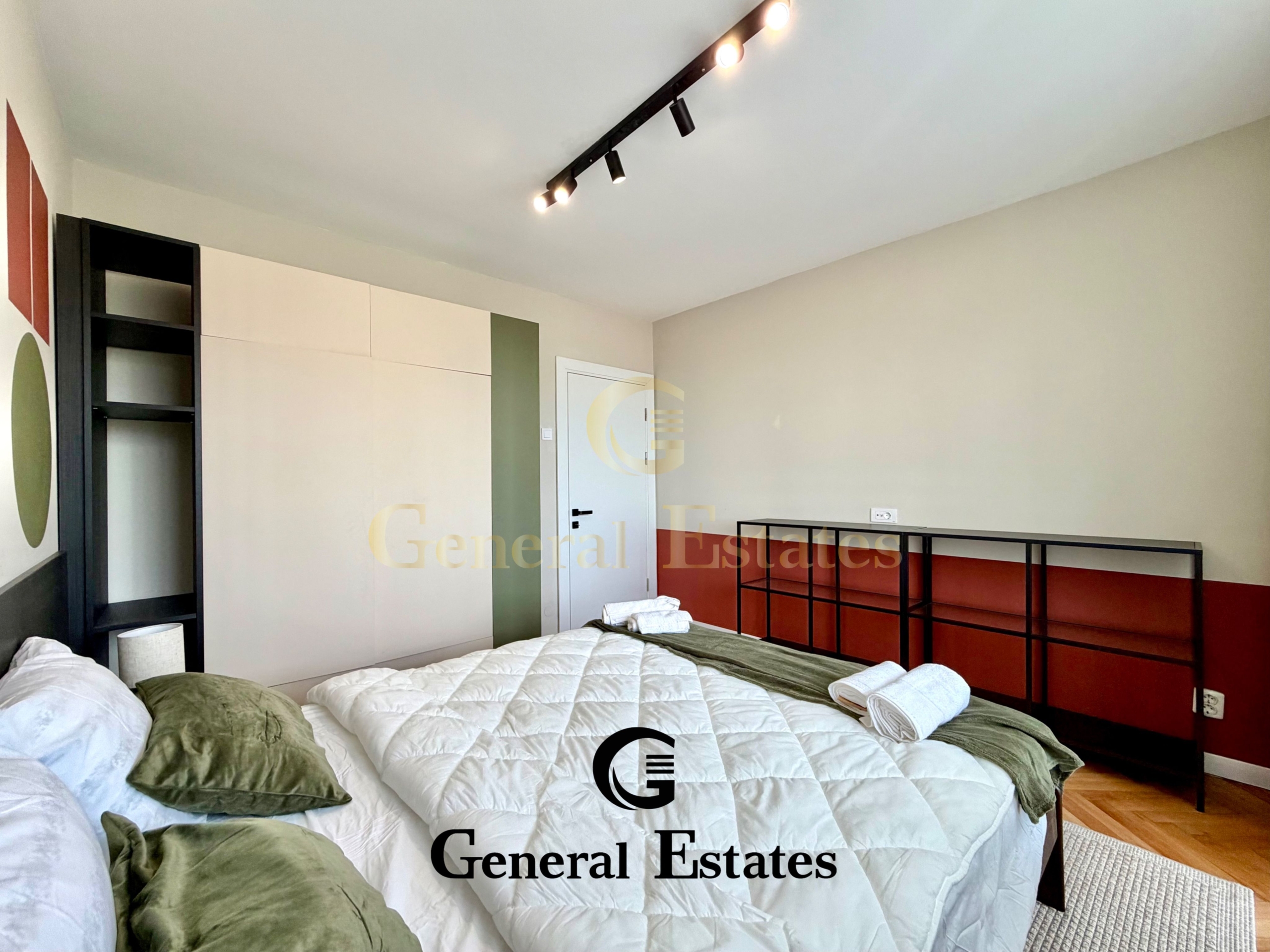 copou-2-camere-decomandat-langa-parc-vedere-panoramica-renovat-3041113-property-image-18