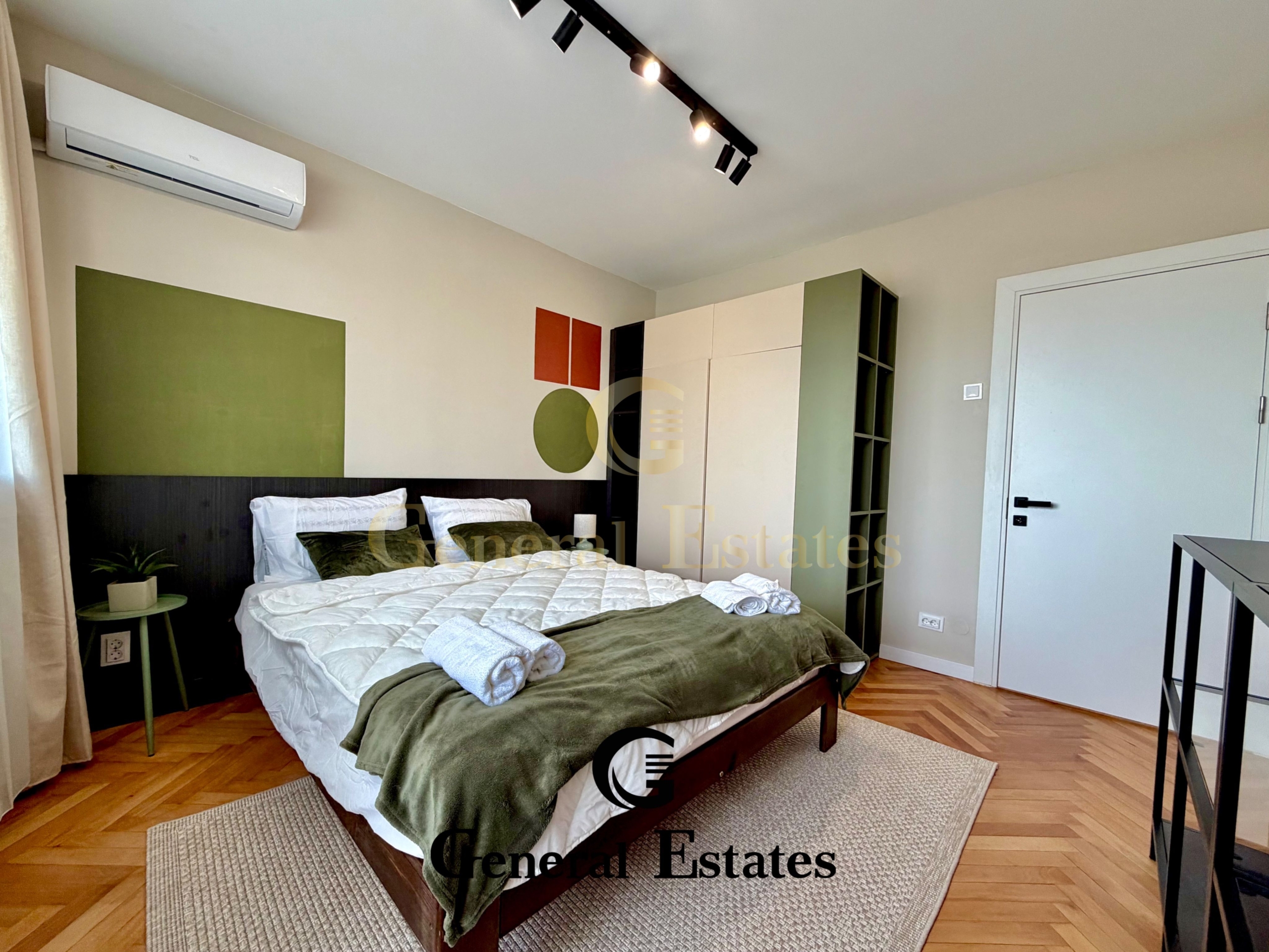 copou-2-camere-decomandat-langa-parc-vedere-panoramica-renovat-3041113-property-image-9