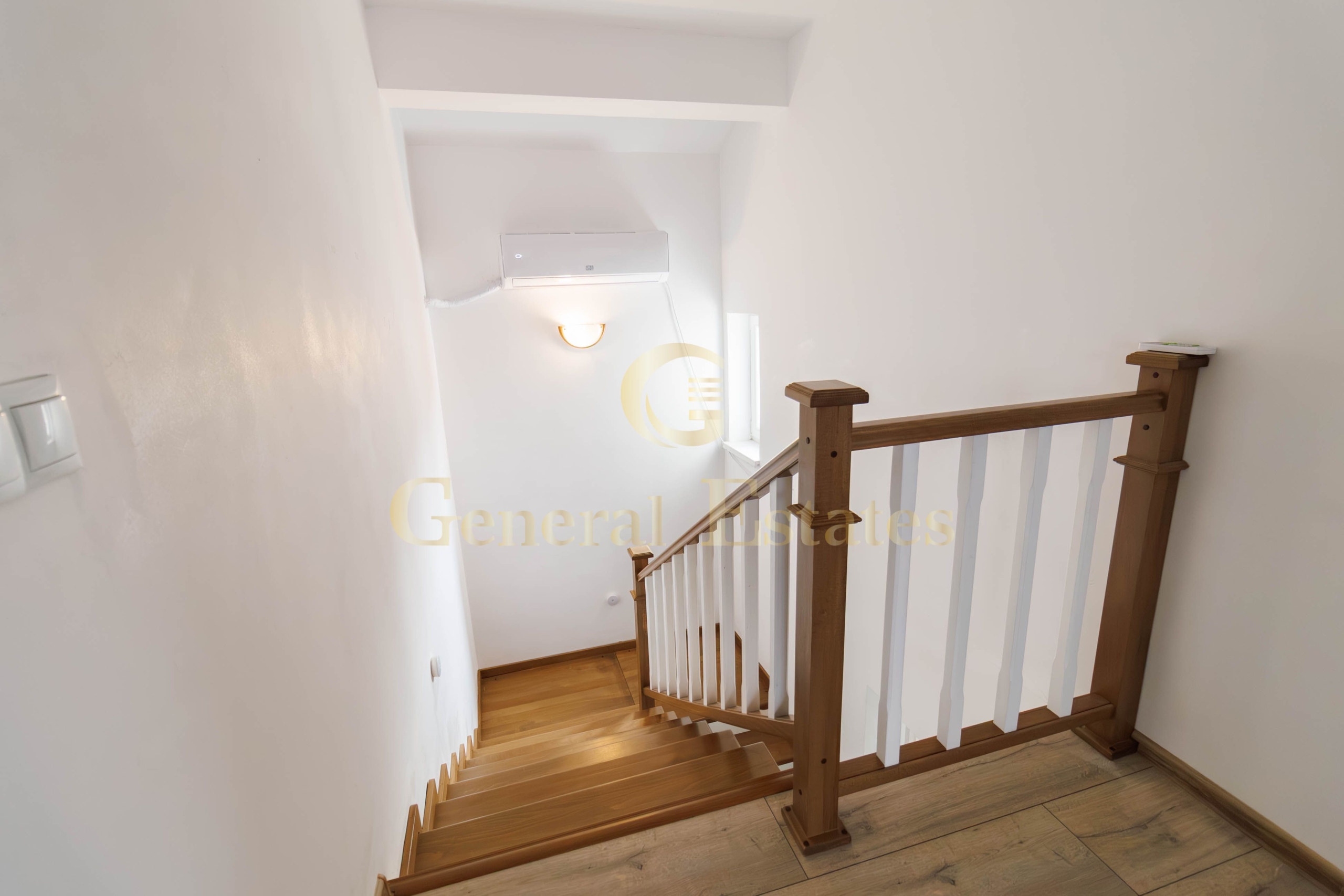 casa-de-vanzare-in-bod-langa-brasov-mobilata-3305431-property-image-11