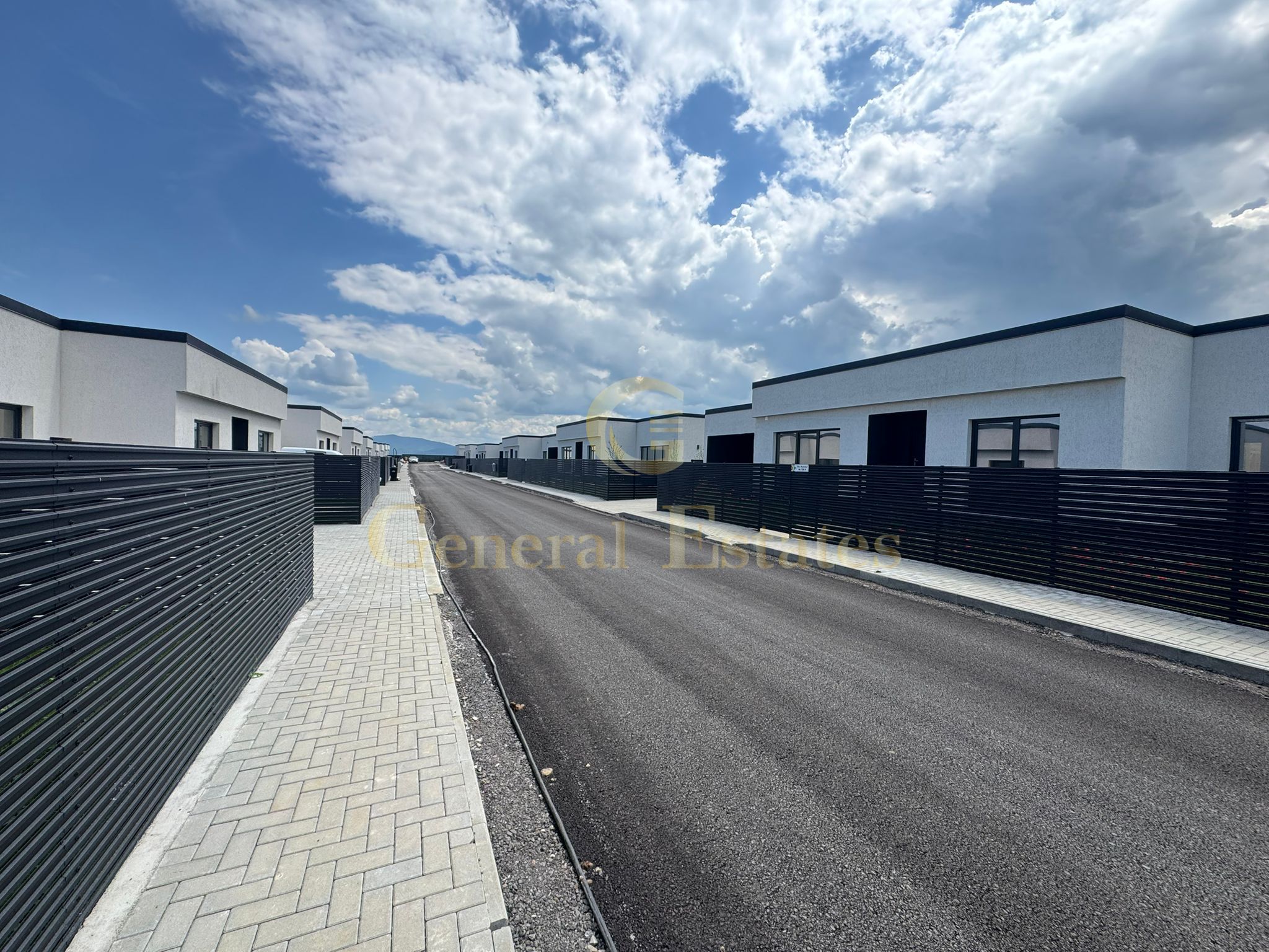 Casă Parter 4 Camere | Curte 330 mp | Finalizată și Intabulată